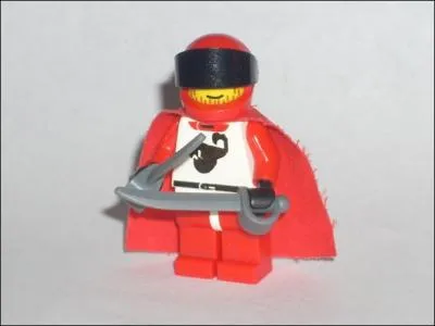 Lui, c'est Force Rouge, donc c'est...