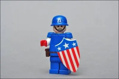 Aprs l'univers Satr Wars, je vous emmne dans l'univers des Super-Hros. Qui est ce Super Hros ?