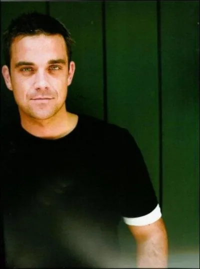 De quel pays est Robbie Williams ?