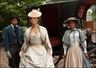 Pourquoi a-t-elle t bannie de son pays ?