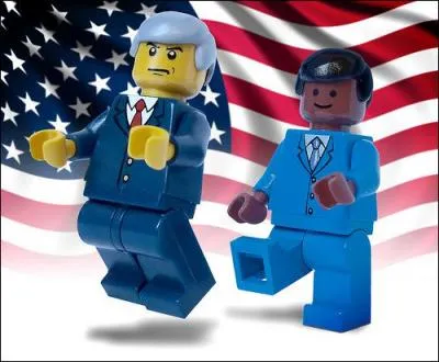 Quel prsident se fait botter les fesses par Barack Obama sur cette image.