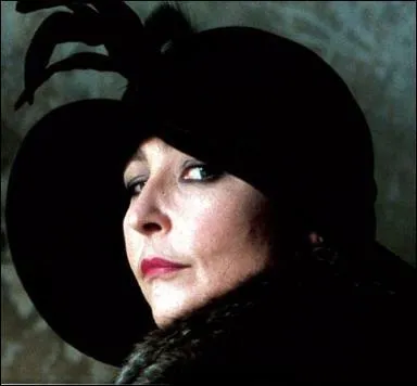 Catherine Frot alias 'Folcoche' en est une v�ritable dans ce film de Philippe de Broca,