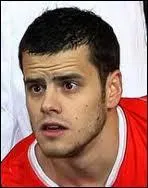 Qui est ce footballeur ?