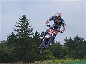 Les quatre plus beaux palmars du motocross mondial sont belges (avec respectivement 10, 6, 5 et 5 titres de champion du monde) mais qui sont ces pilotes ?