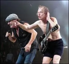 Quel est ce groupe australo-britannique, formé en 1973 par Angus et Malcolm Young ?