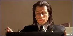 Que contient la malette rcupre par John Travolta et Samuel L. Jackson dans Pulp Fiction ?