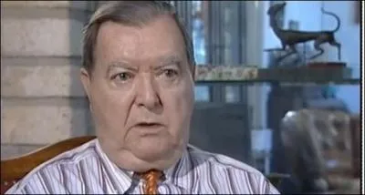 En dcembre 1994, Jean-Pierre Marchal est arrt avec une mallette de billets  Roissy. A quoi devait servir cet argent ?