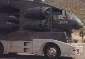 Je suis un camion dont ma cabine se transforme en hlico et on me voit dans...