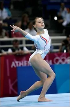 Comment s'appelle cette gymnaste ?