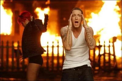 2010 : Qui n'a pas collabor avec Rihanna cette anne-ci ?