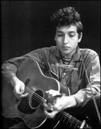 Quelles sont les 2 chansons avec des paroles diffrentes, mais avec presque la mme mlodie ?