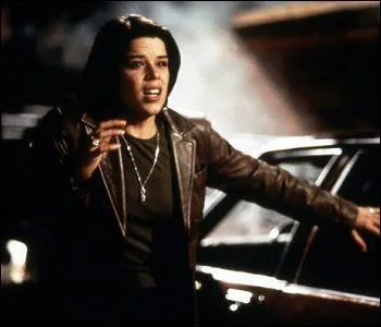 Dans Scream 2, qui sont les tueurs ?