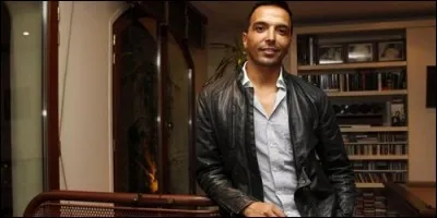 Quel chorégraphe français a rencontré un grand succés, en 2009, avec sa comédie musicale "Cléopâtre" ?