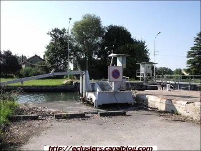 Ecluse de :