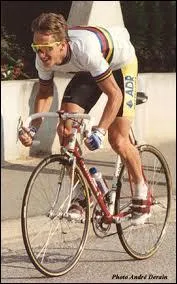 Qui remporte le titre à Chambéry en 1989 ?
