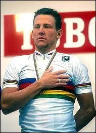 Qui gagne le titre sous une pluie diluvienne à Oslo en 1993 ?