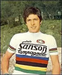 Qui remporte le titre en 1977 à San Cristobal au Vénézuela ?