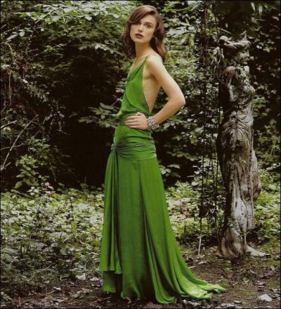 Dans quel film, o elle a pour partenaire James McAvoy, Keira Knightley porte-t-elle la robe verte la plus mythique de ces dernires annes ?