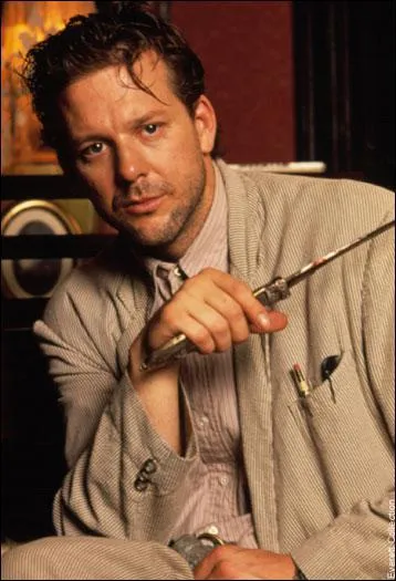 Dans quel film Mickey Rourke incarne-t-il un dtective qui se fait rouler par le diable en personne, incarn par De Niro, rebaptis Louis Cyphre (Lucifer) pour l'occasion ?