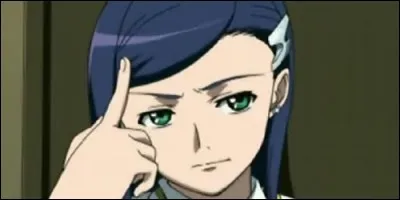 Comment se nomme la directrice de l'école de Garderobe dans "Mai-Otome" ?