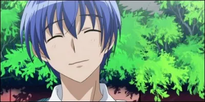 Dans quel anime peut-on voir Natsuru Seno, jeune homme qui se réveille un matin sous l'apparence d'une fille avec un bracelet bleu qu'il ne peut pas enlever ?