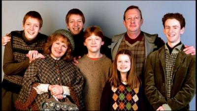 Comment s'appellent les parents de la famille Weasley ?