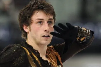 Patineur n le 20 septembre 1984, champion d'Europe en 2004, 2007 et 2009 et champion du monde en 2007