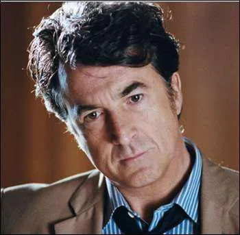 Acteur n le 21 septembre 1955. Plusieurs films remarquables : 'L'Et meurtrier' (Csar du meilleur acteur dans un second rle), 'Force majeure', 'Trop belle pour toi', 'Ne le dis  personne'