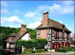 Entre Lisieux et rouen, c'est un village type de Normandie ... .