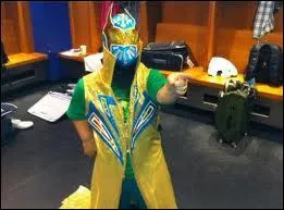 Qui se cache derrire la panoplie de Sin Cara ?