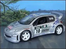 Qui pilotait ce vhicule au rallye de Corse 1999 ?