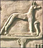 Voici le dieu protecteur des chemins. Quel est son nom ?