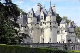 Quel chteau de la Loire a inspir  Charles Perrault le conte de la Belle au bois dormant ?