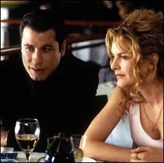 Quel est le titre de ce film dans lequel il incarne Chili Palmer, un escroc, qui rve de produire un film inspir de sa propre histoire  Hollywood.