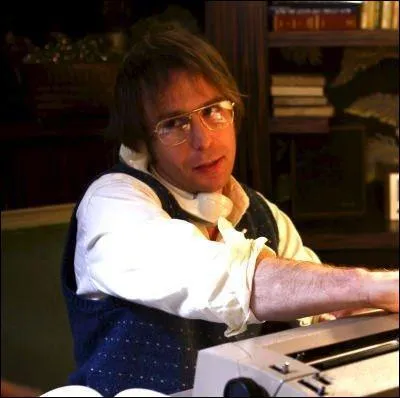 Dans quel film historique interprte-t-il James Reston Jr, l'auteur de quatre ouvrages virulents dnonant l'un des Prsidents des Etats-Unis ?