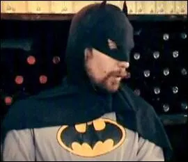Dans quel court-mtrage incarne-t-il the Bat-Man ?