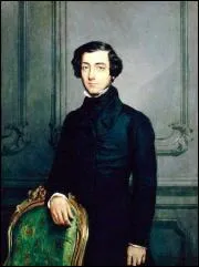 En 1831, Alexis de Tocqueville est de passage au Canada, que remarque-t-il au sujet de l'glise ?