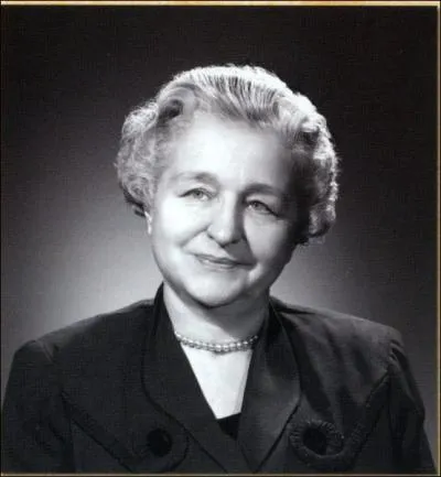 Son roman Le survenant a t adapt de multiples faons ?