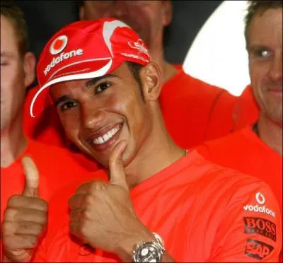 Il a particip  plus de 80 Grands Prix ... .