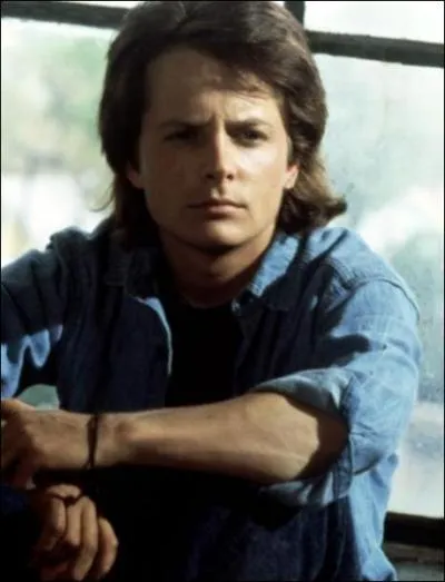 Quel est le titre de ce film dans lequel Michael J. Fox, qui joue un jeune homme calme et pondr, a pour soeur Joan Jett, toujours en conflit avec leur mre ?