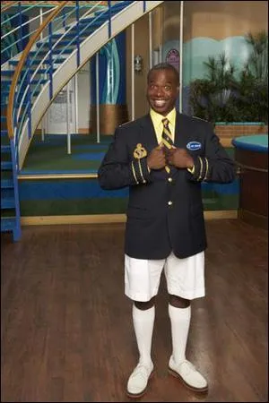 Dans l'pisode 21 de la saison 3, qu'apporte Woody  Moseby ?