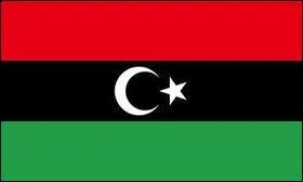 Je suis le drapeau d'un pays autrefois gouverné par Mouammar Kadhafi. Quel est ce drapeau ?
