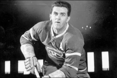 C'est la plus grande vedette de l'histoire du hockey, un trophe de la NHL porte son nom