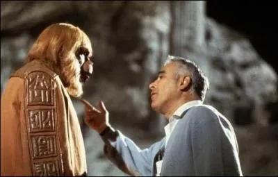 Je fais partie de la saga 'La Plante des Singes', ralis par Ted Post, l'action se passe dans l'espace :