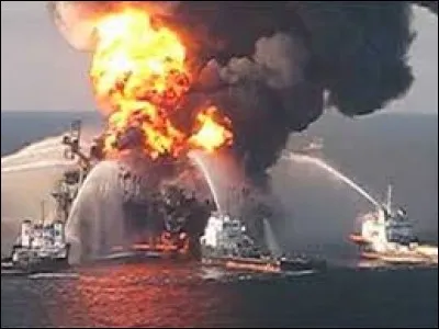 20 avril 2010, la plate-forme de forage pétrolier Deepwater Horizon explose dans le golfe du Mexique. Quel État ne sera pas pollué par le pétrole ?