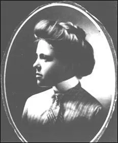 Premire femme mdecin du Qubec en 1903