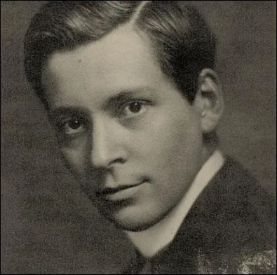 Journaliste au 'Canada',  'La Presse', il fonde 'L'Action' en 1911