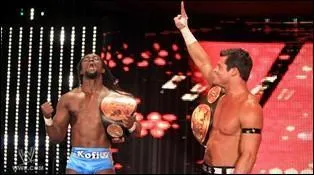 Kofi Kingston et Evan Bourne remettent en jeu le WWE Tag Team Championship...