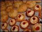 Ce sont des ptisseries individuelles en feuilletage garnies de confiture (abricot, framboise, gele de groseille). Comment les appelle-t-on ?