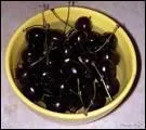 De quel village viennent les fameuses cerises noires ?